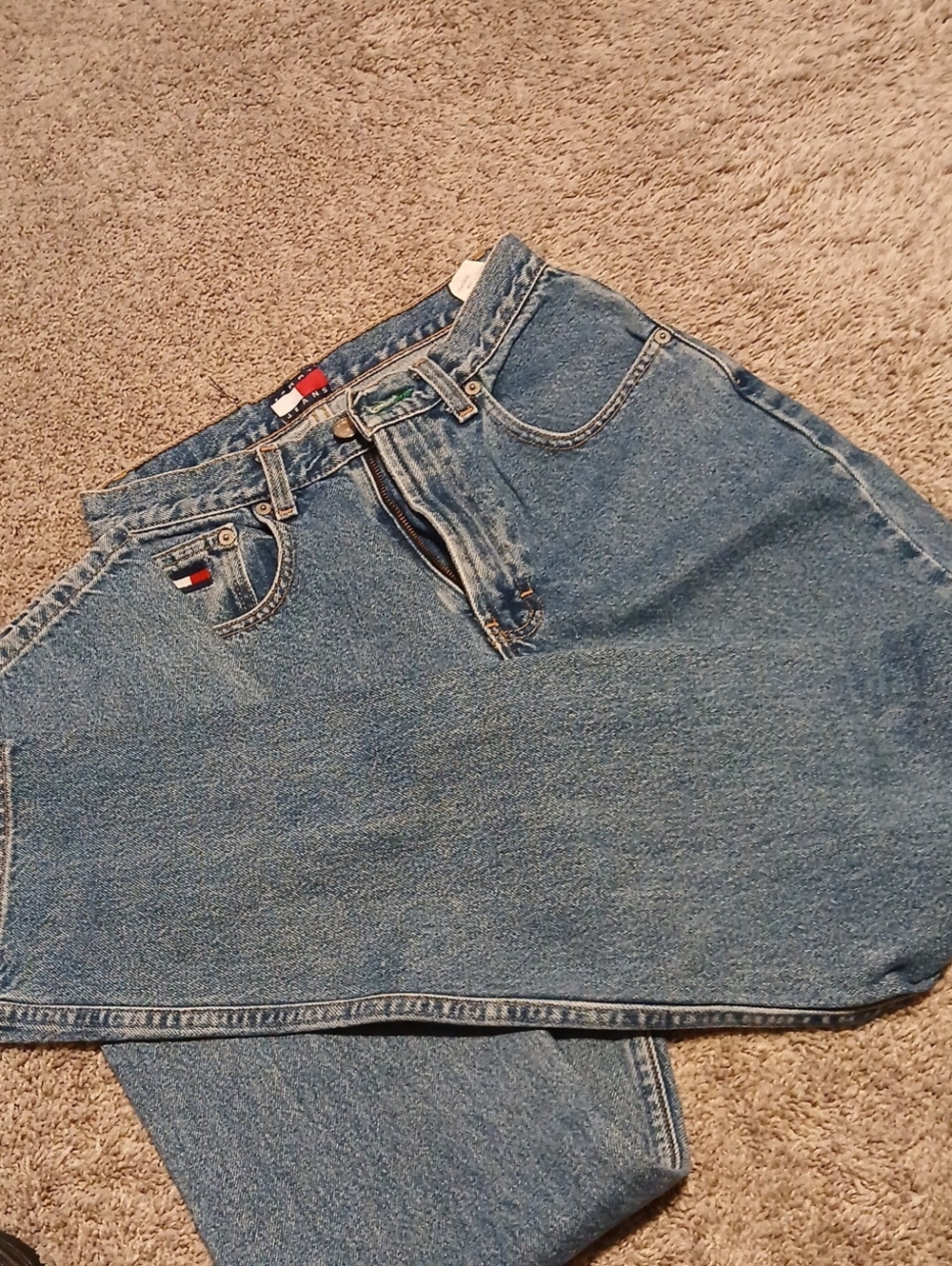 Tommy Hilfiger Medium Wash Jeans Size 4